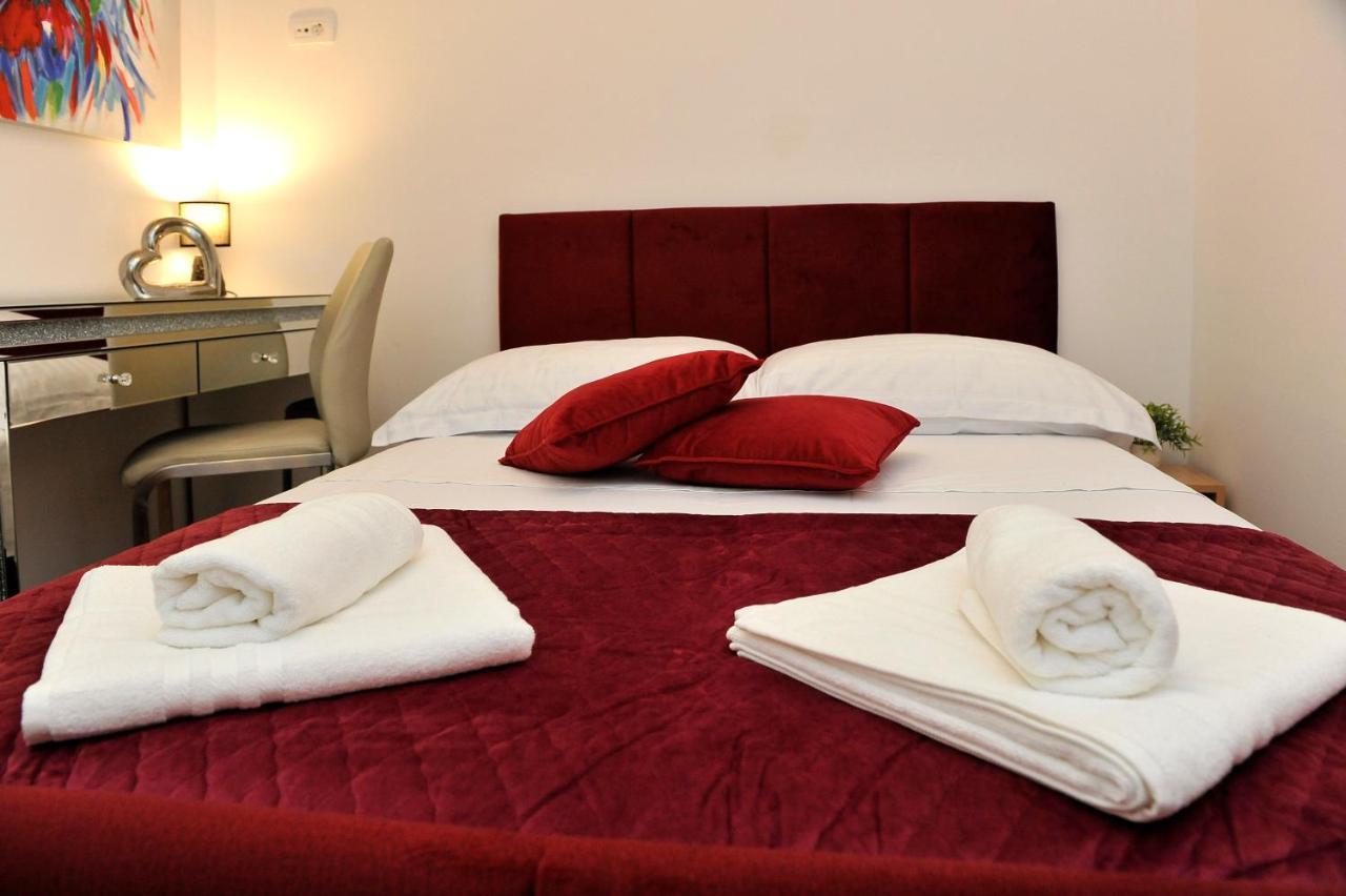 Carruba Split Appartement Buitenkant foto